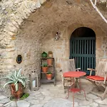 Maison Typique Et De Caractere Au Coeur D'un Des Beaux Villages De France