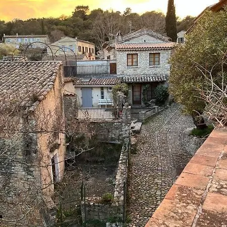 Maison Typique Et De Caractere Au Coeur D'un Des Beaux Villages De France 펜션 *