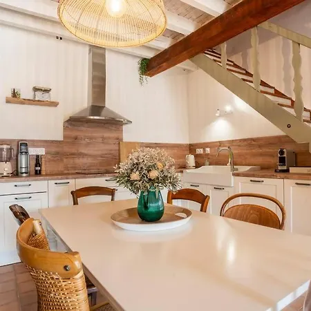 Maison Typique Et De Caractere Au Coeur D'un Des Beaux Villages De France La Roque-sur-Cèze