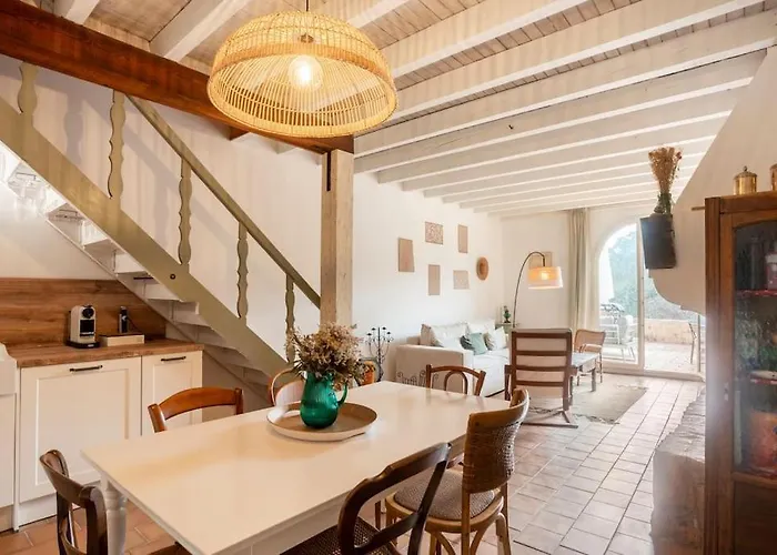 Maison Typique Et De Caractere Au Coeur D'un Des Beaux Villages De France La Roque-sur-Cèze