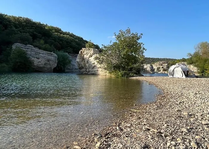 Maison Typique Et De Caractère Au Cœur D'un Des Beaux Villages De France Hébergement de vacances La Roque-sur-Cèze